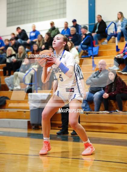 Thumbnail 1 in Oswego vs East Syracuse - Minoa (NYSPHSAA Section 3 AA First Round) photogallery.