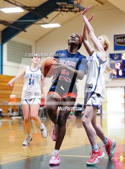 Thumbnail 3 in Oswego vs East Syracuse - Minoa (NYSPHSAA Section 3 AA First Round) photogallery.