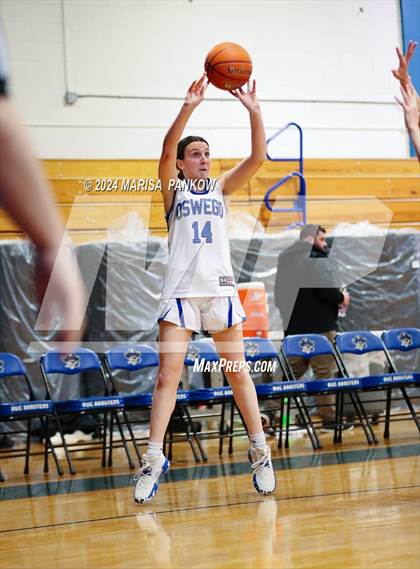 Thumbnail 3 in Oswego vs East Syracuse - Minoa (NYSPHSAA Section 3 AA First Round) photogallery.