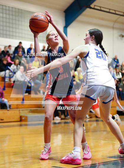 Thumbnail 3 in Oswego vs East Syracuse - Minoa (NYSPHSAA Section 3 AA First Round) photogallery.