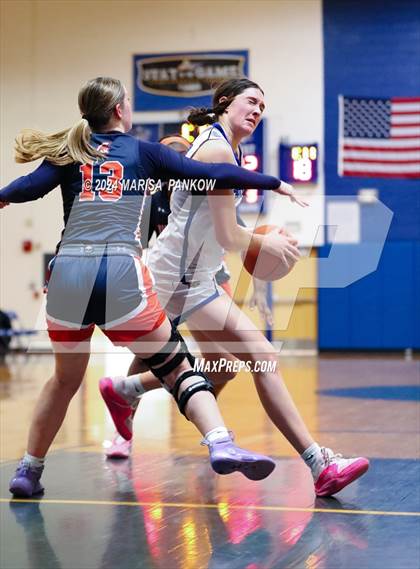 Thumbnail 1 in Oswego vs East Syracuse - Minoa (NYSPHSAA Section 3 AA First Round) photogallery.