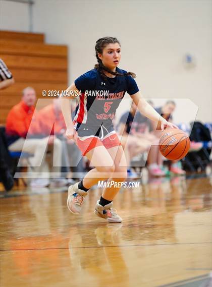Thumbnail 2 in Oswego vs East Syracuse - Minoa (NYSPHSAA Section 3 AA First Round) photogallery.