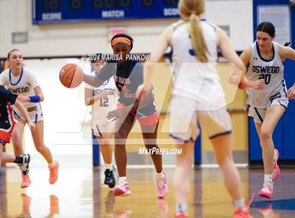 Thumbnail 1 in Oswego vs East Syracuse - Minoa (NYSPHSAA Section 3 AA First Round) photogallery.