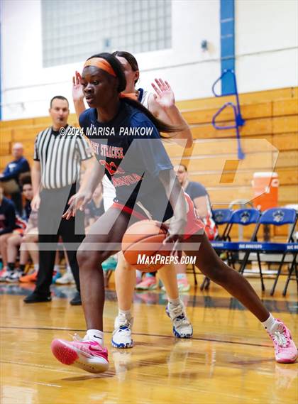 Thumbnail 3 in Oswego vs East Syracuse - Minoa (NYSPHSAA Section 3 AA First Round) photogallery.