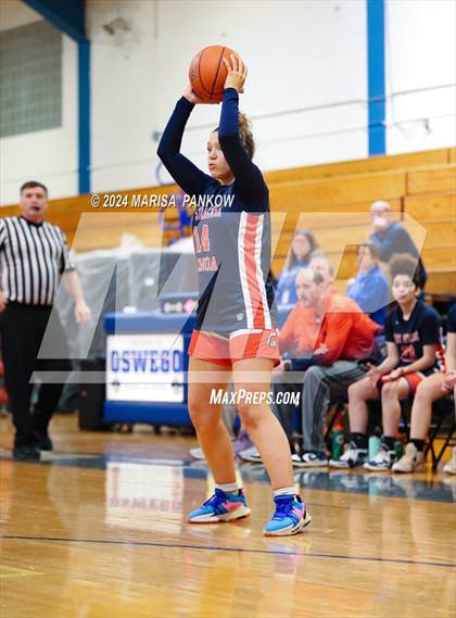 Thumbnail 2 in Oswego vs East Syracuse - Minoa (NYSPHSAA Section 3 AA First Round) photogallery.