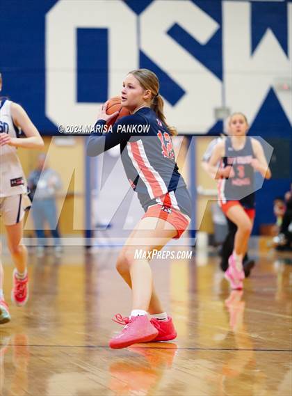 Thumbnail 1 in Oswego vs East Syracuse - Minoa (NYSPHSAA Section 3 AA First Round) photogallery.