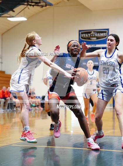 Thumbnail 3 in Oswego vs East Syracuse - Minoa (NYSPHSAA Section 3 AA First Round) photogallery.