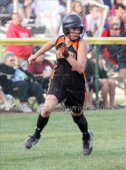 Thumbnail 2 in Wayland-Cohocton vs Fredonia (NYSPHSAA Class B Far West Regional) photogallery.