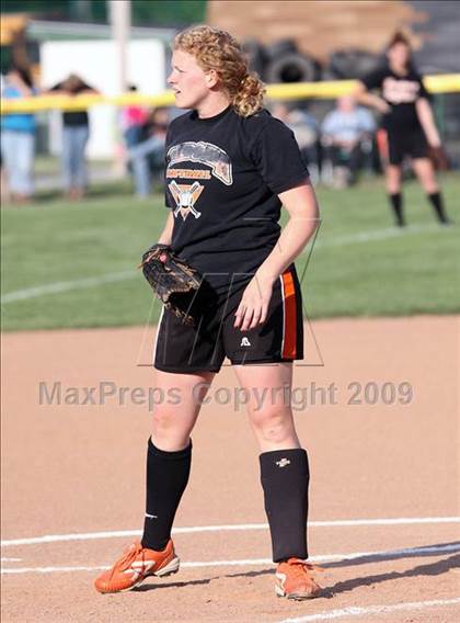 Thumbnail 1 in Wayland-Cohocton vs Fredonia (NYSPHSAA Class B Far West Regional) photogallery.