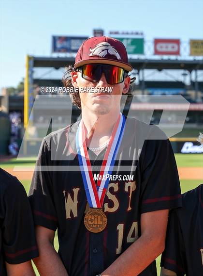 Thumbnail 3 in Lovejoy vs. Magnolia West (UIL 5A Baseball Semifinal Medal Ceremony) photogallery.