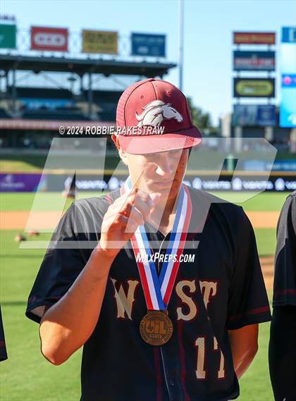 Thumbnail 3 in Lovejoy vs. Magnolia West (UIL 5A Baseball Semifinal Medal Ceremony) photogallery.