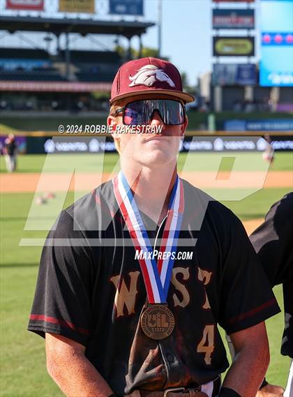 Thumbnail 2 in Lovejoy vs. Magnolia West (UIL 5A Baseball Semifinal Medal Ceremony) photogallery.