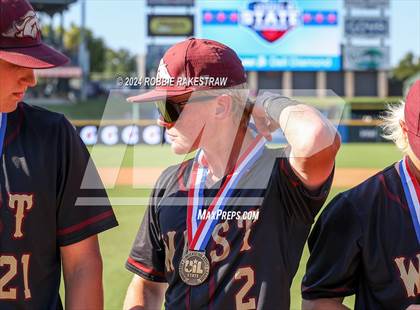 Thumbnail 3 in Lovejoy vs. Magnolia West (UIL 5A Baseball Semifinal Medal Ceremony) photogallery.