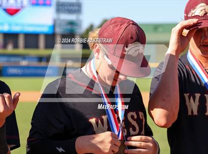 Thumbnail 2 in Lovejoy vs. Magnolia West (UIL 5A Baseball Semifinal Medal Ceremony) photogallery.