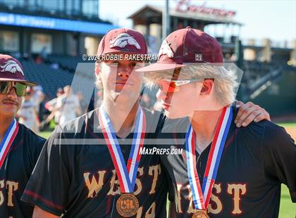 Thumbnail 1 in Lovejoy vs. Magnolia West (UIL 5A Baseball Semifinal Medal Ceremony) photogallery.