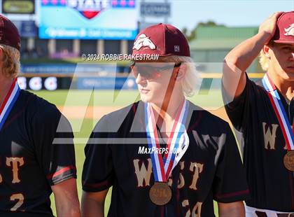 Thumbnail 1 in Lovejoy vs. Magnolia West (UIL 5A Baseball Semifinal Medal Ceremony) photogallery.