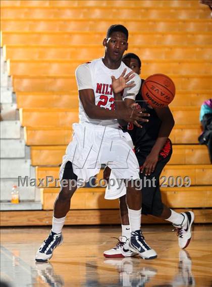 Thumbnail 1 in Westchester vs. Milton (City of Palms Classic) photogallery.