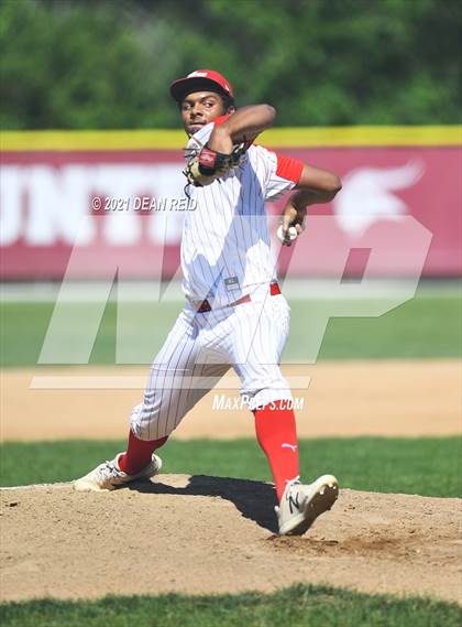 Thumbnail 2 in Thornton Fractional South @ Homewood-Flossmoor (IHSA 4A Regional Semifinal) photogallery.