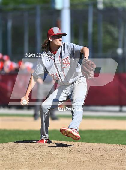 Thumbnail 3 in Thornton Fractional South @ Homewood-Flossmoor (IHSA 4A Regional Semifinal) photogallery.