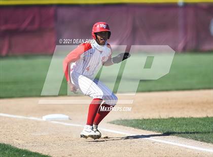 Thumbnail 3 in Thornton Fractional South @ Homewood-Flossmoor (IHSA 4A Regional Semifinal) photogallery.