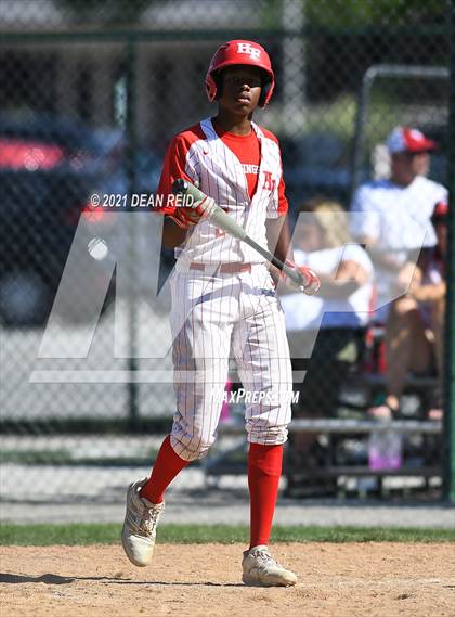 Thumbnail 1 in Thornton Fractional South @ Homewood-Flossmoor (IHSA 4A Regional Semifinal) photogallery.