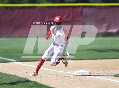 Thumbnail 3 in Thornton Fractional South @ Homewood-Flossmoor (IHSA 4A Regional Semifinal) photogallery.