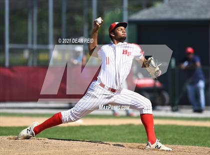 Thumbnail 3 in Thornton Fractional South @ Homewood-Flossmoor (IHSA 4A Regional Semifinal) photogallery.