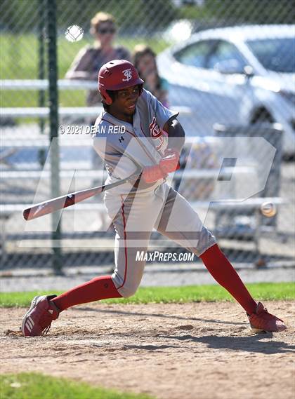Thumbnail 3 in Thornton Fractional South @ Homewood-Flossmoor (IHSA 4A Regional Semifinal) photogallery.