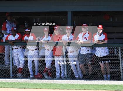 Thumbnail 2 in Thornton Fractional South @ Homewood-Flossmoor (IHSA 4A Regional Semifinal) photogallery.