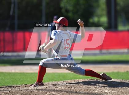 Thumbnail 1 in Thornton Fractional South @ Homewood-Flossmoor (IHSA 4A Regional Semifinal) photogallery.