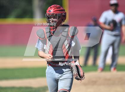 Thumbnail 3 in Thornton Fractional South @ Homewood-Flossmoor (IHSA 4A Regional Semifinal) photogallery.