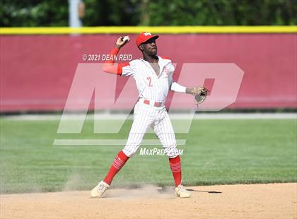 Thumbnail 2 in Thornton Fractional South @ Homewood-Flossmoor (IHSA 4A Regional Semifinal) photogallery.