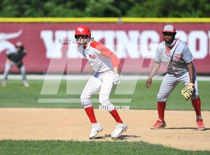 Thumbnail 3 in Thornton Fractional South @ Homewood-Flossmoor (IHSA 4A Regional Semifinal) photogallery.