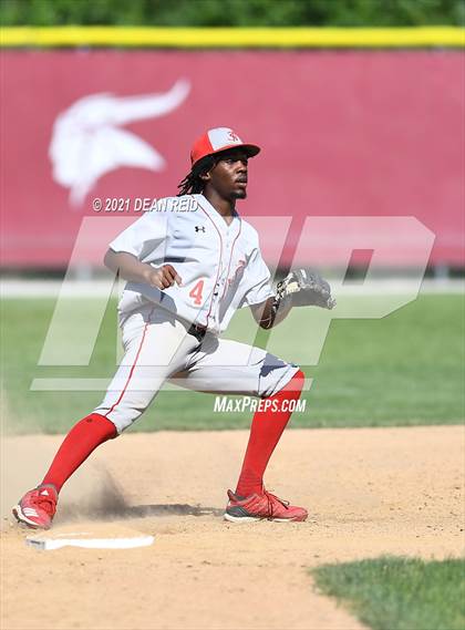Thumbnail 1 in Thornton Fractional South @ Homewood-Flossmoor (IHSA 4A Regional Semifinal) photogallery.