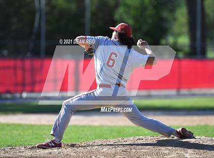 Thumbnail 3 in Thornton Fractional South @ Homewood-Flossmoor (IHSA 4A Regional Semifinal) photogallery.