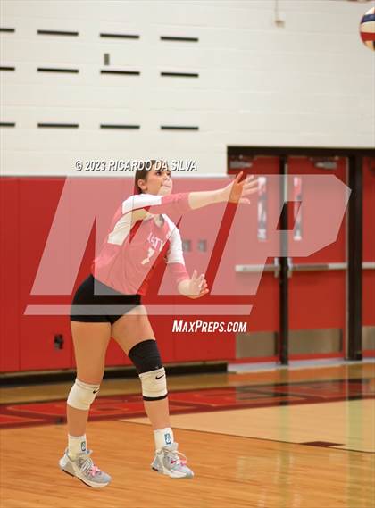 Thumbnail 3 in Katy vs Cinco Ranch photogallery.
