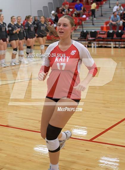Thumbnail 3 in Katy vs Cinco Ranch photogallery.