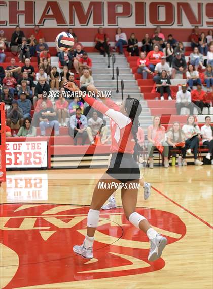 Thumbnail 3 in Katy vs Cinco Ranch photogallery.