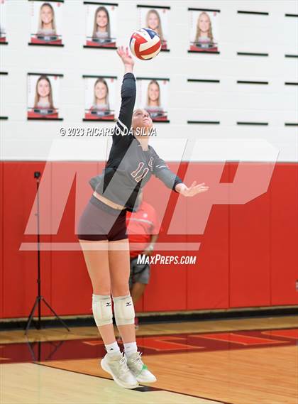 Thumbnail 3 in Katy vs Cinco Ranch photogallery.