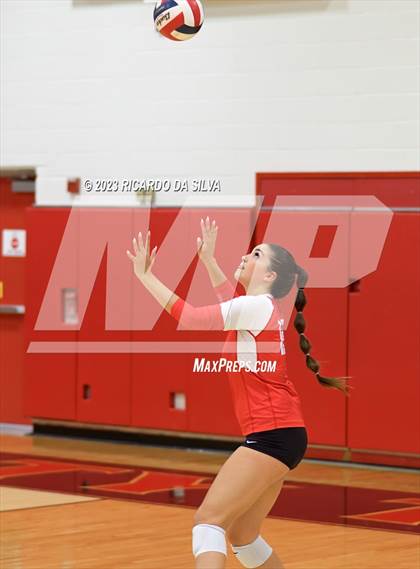 Thumbnail 3 in Katy vs Cinco Ranch photogallery.