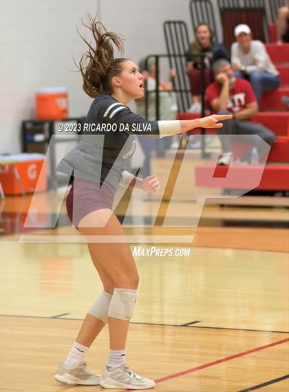 Thumbnail 3 in Katy vs Cinco Ranch photogallery.