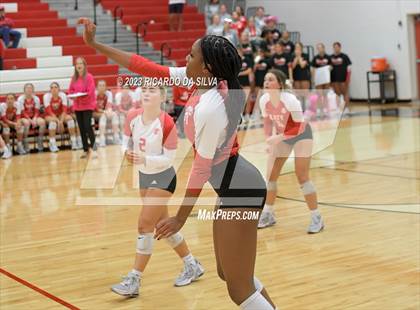 Thumbnail 2 in Katy vs Cinco Ranch photogallery.