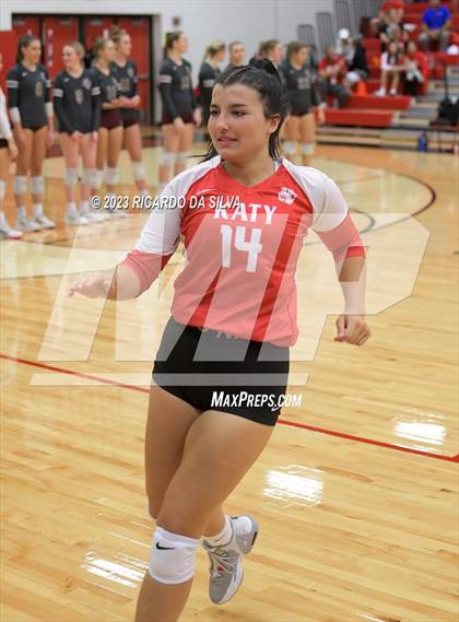 Thumbnail 3 in Katy vs Cinco Ranch photogallery.