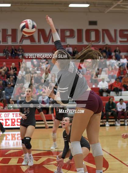 Thumbnail 3 in Katy vs Cinco Ranch photogallery.