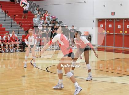 Thumbnail 2 in Katy vs Cinco Ranch photogallery.