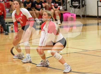 Thumbnail 1 in Katy vs Cinco Ranch photogallery.