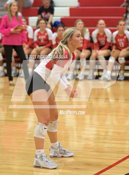 Thumbnail 2 in Katy vs Cinco Ranch photogallery.