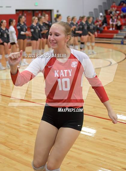 Thumbnail 1 in Katy vs Cinco Ranch photogallery.