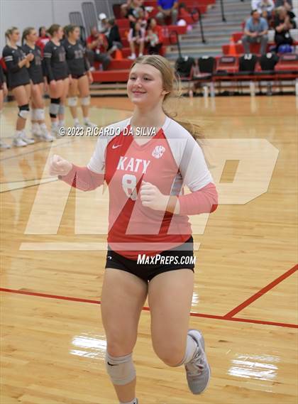 Thumbnail 2 in Katy vs Cinco Ranch photogallery.