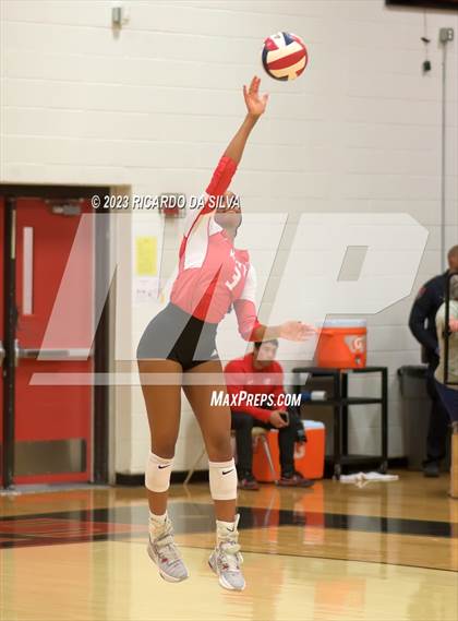 Thumbnail 2 in Katy vs Cinco Ranch photogallery.